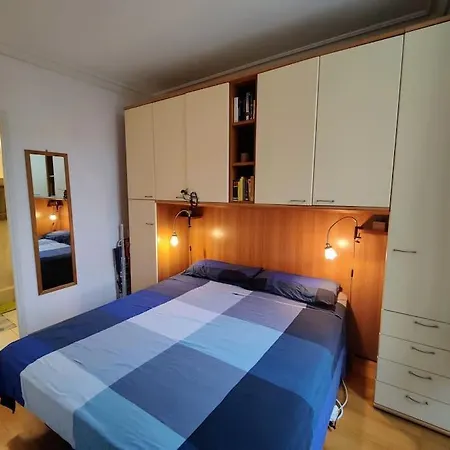 Close To Beaches And Shops, Up 6 Pers * 尼斯